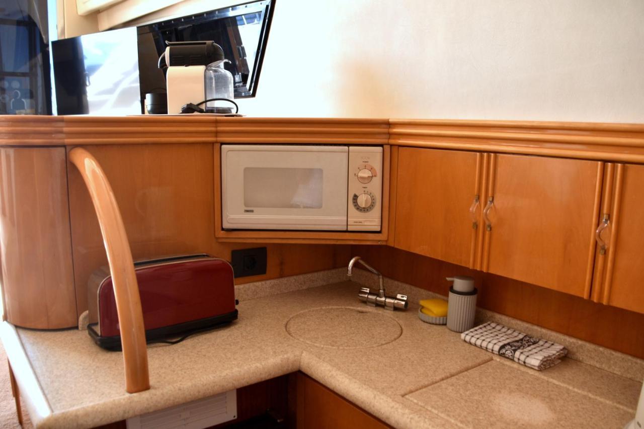 圣米格尔德阿沃纳 Luxury Yacht Kamikara酒店 外观 照片