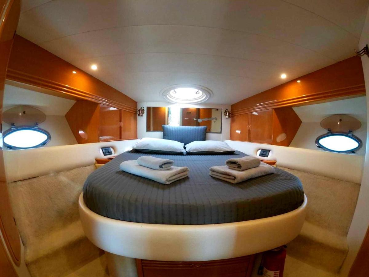 圣米格尔德阿沃纳 Luxury Yacht Kamikara酒店 外观 照片